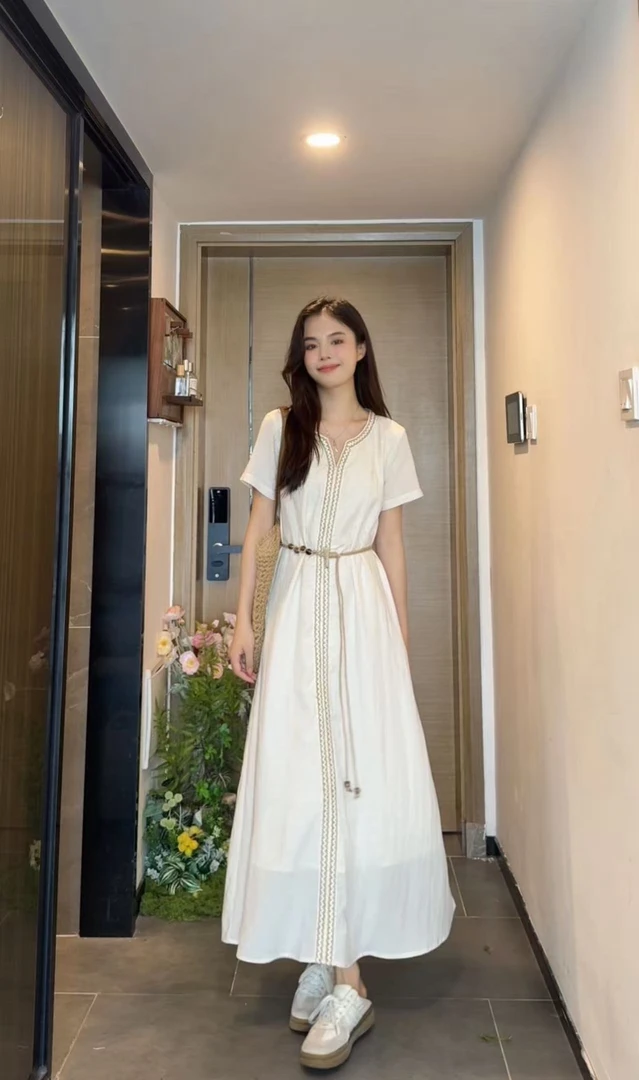 AN.XIN【白色花恋】小众松弛感高级宽松连衣裙 887-5