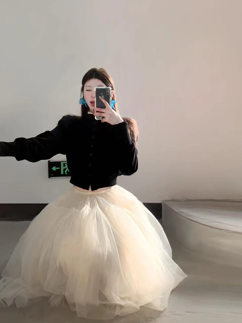 春季新款拼接针织外套设计感圆领开衫上衣半身裙纱裙蓬蓬裙套装