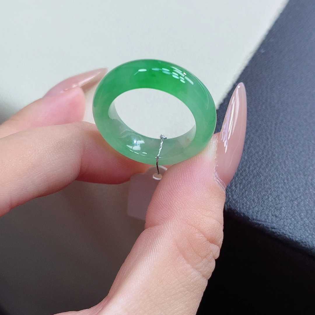 翡翠未镶嵌戒指15号