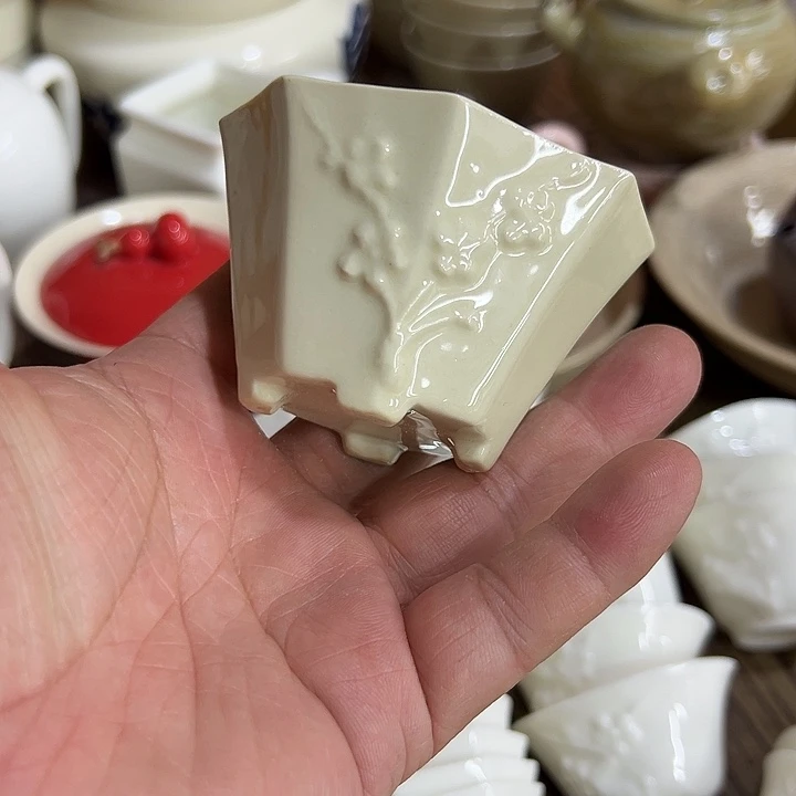 微瑕…………………………………