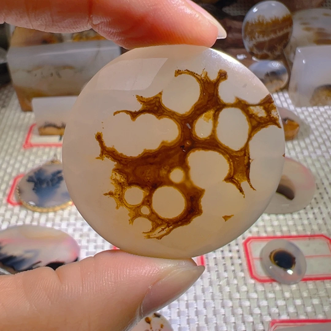 玛瑙/玉髓颈饰未镶嵌