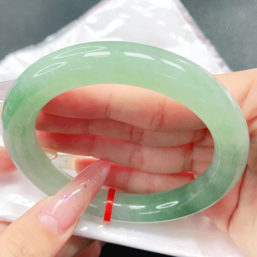 翡翠未镶嵌手镯57