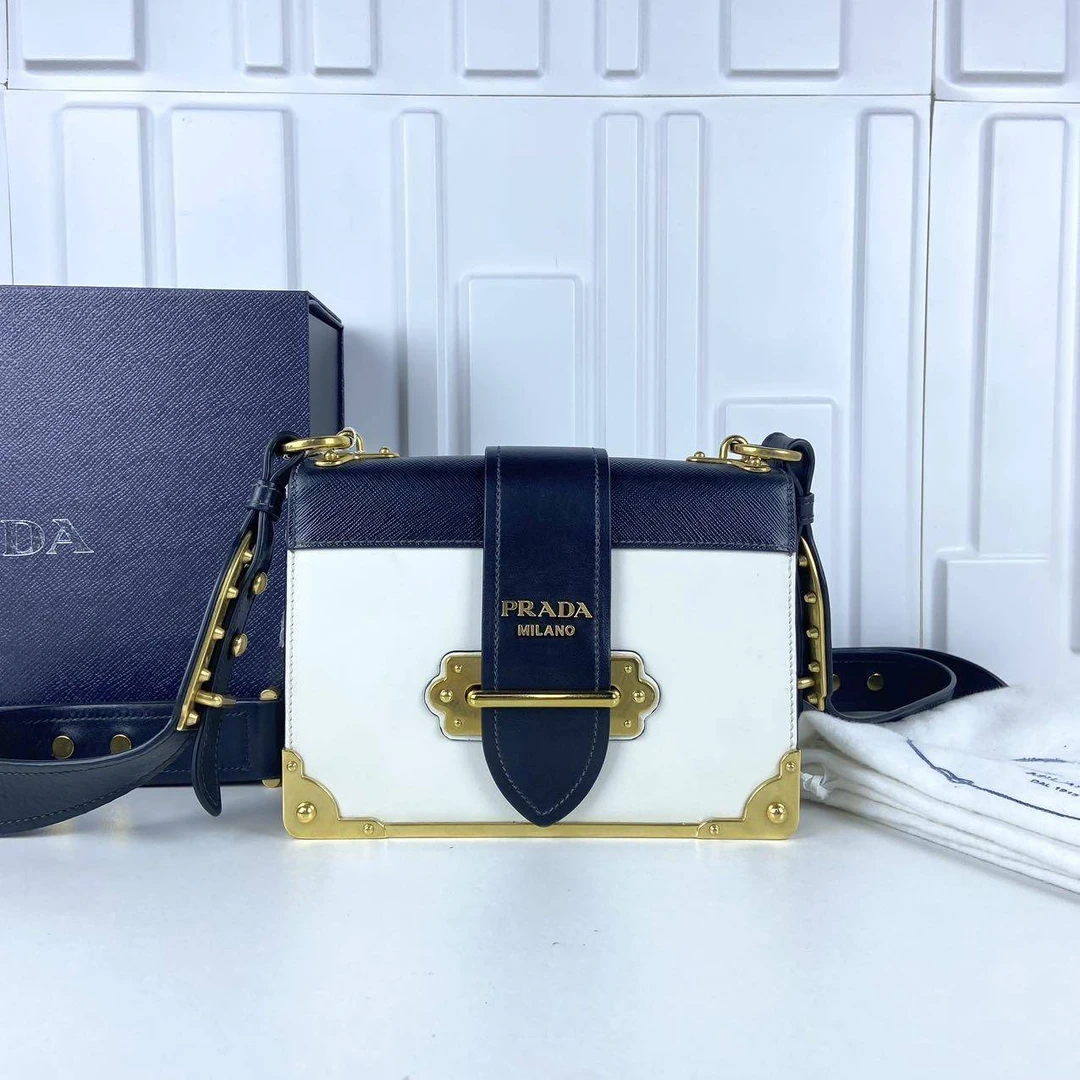 胖虎安安/普拉达/95新/公价0/箱包/斜挎包/312505150144