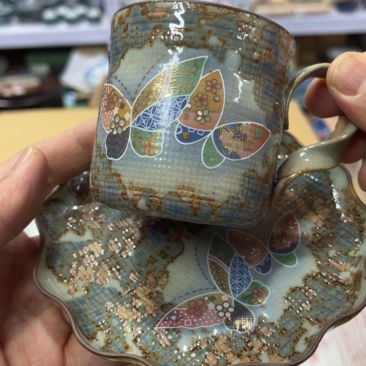 瓷片咯的摸摸摸摸摸摸摸摸摸摸哦君君