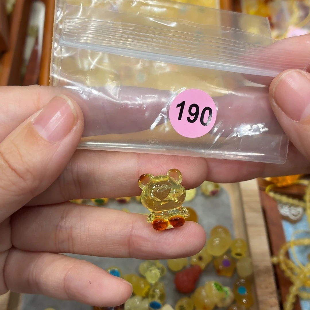 琥珀未镶嵌珠宝奇石