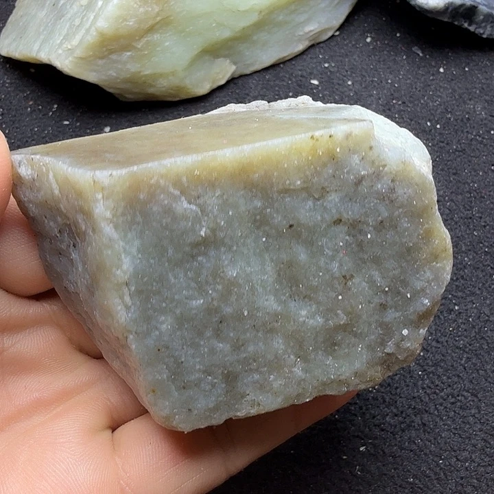 和田玉（糖玉）未镶嵌珠宝半成品