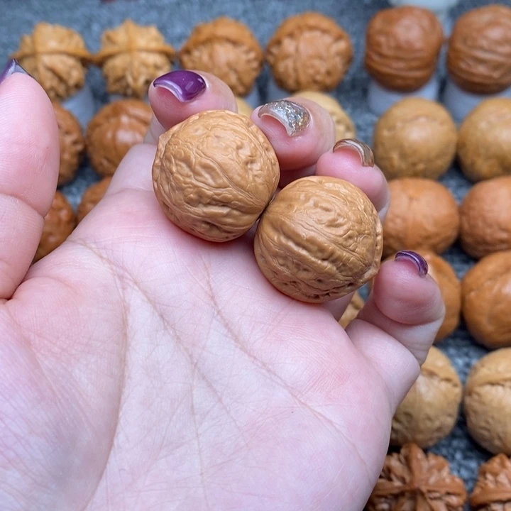 文玩核桃把件小金豆