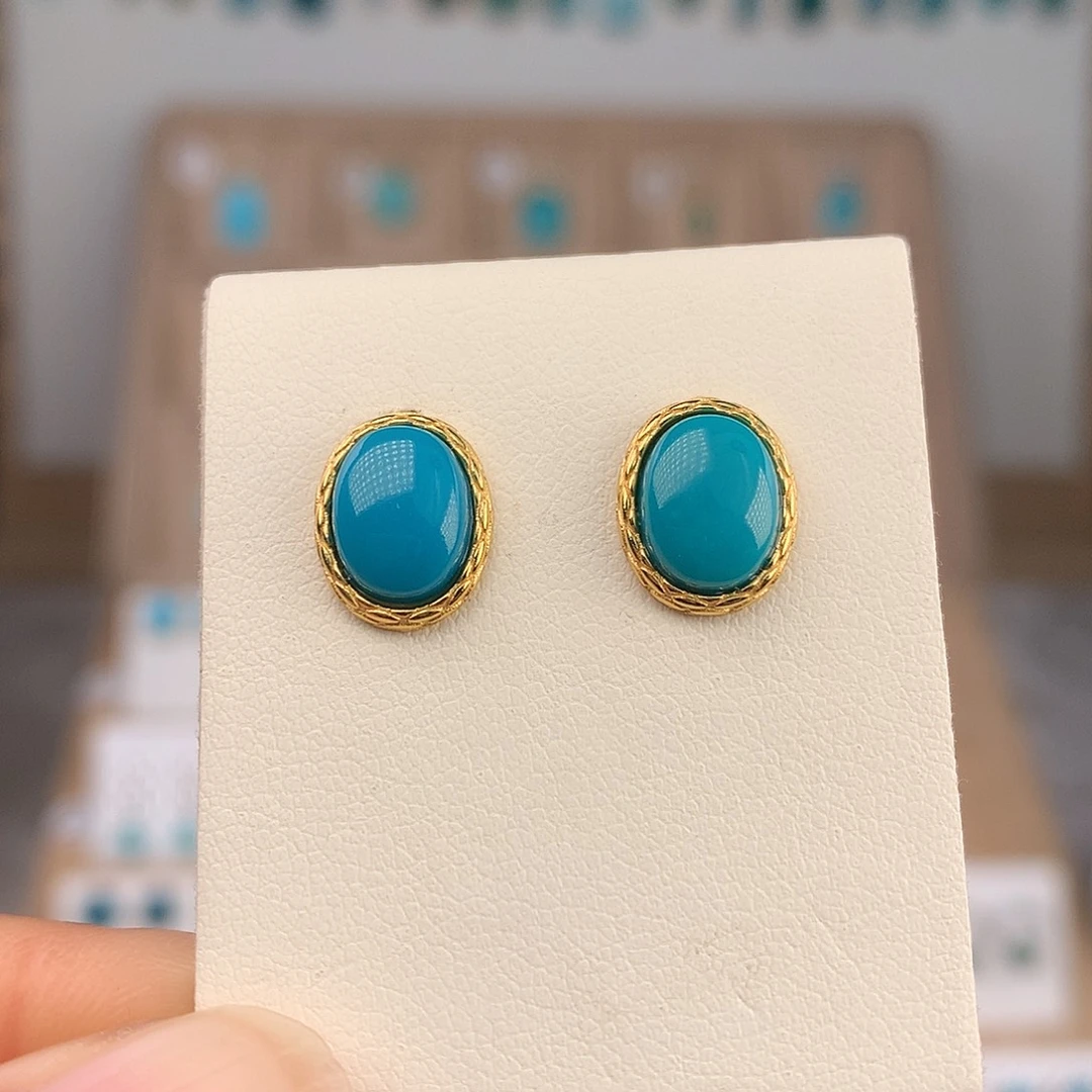 绿松石未镶嵌耳饰