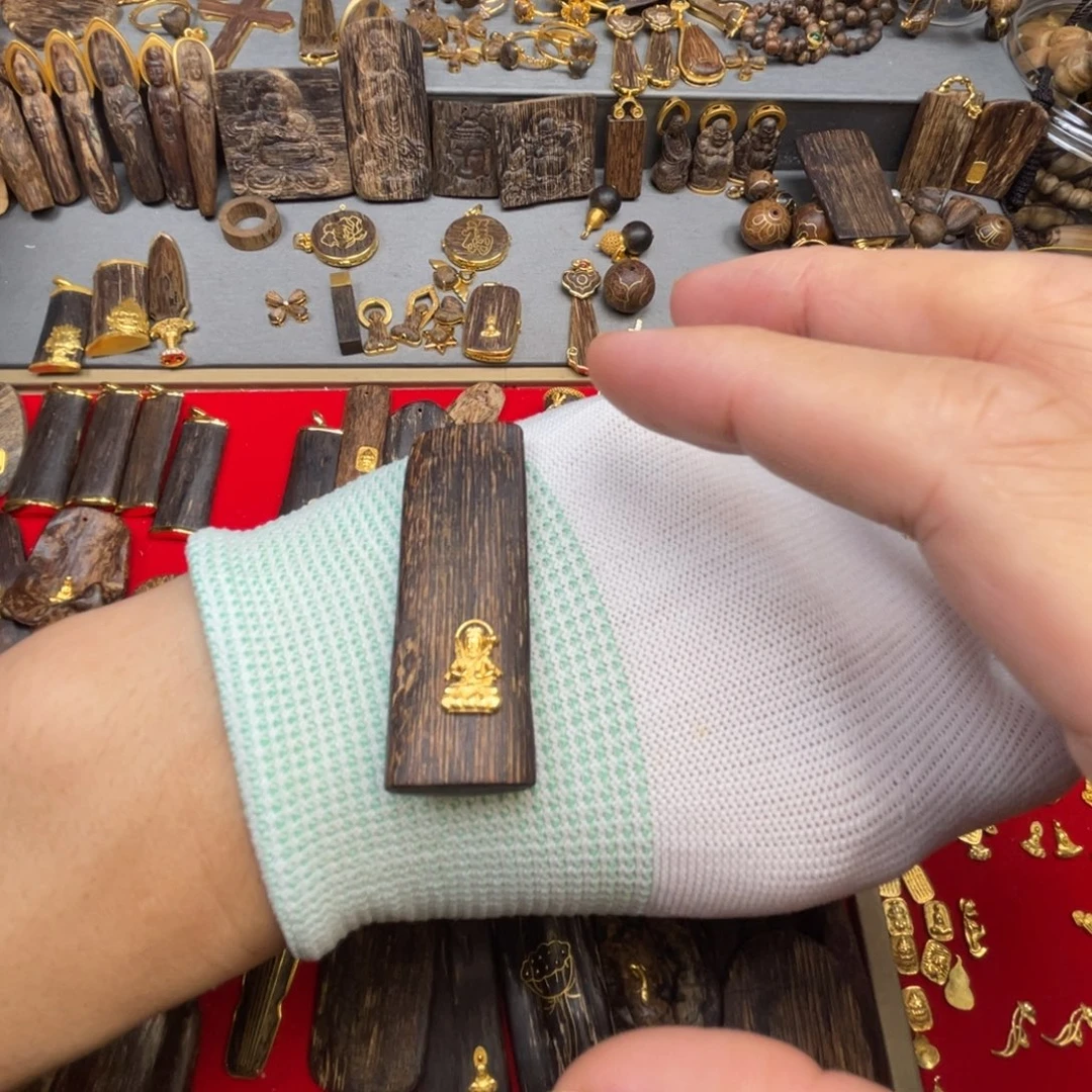 吊坠沉香沉香吊坠