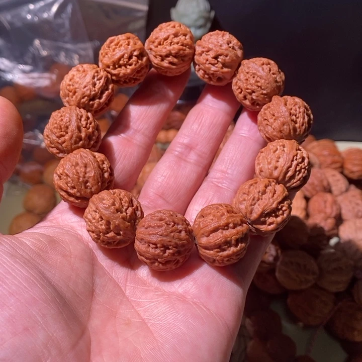 手串文玩核桃……38