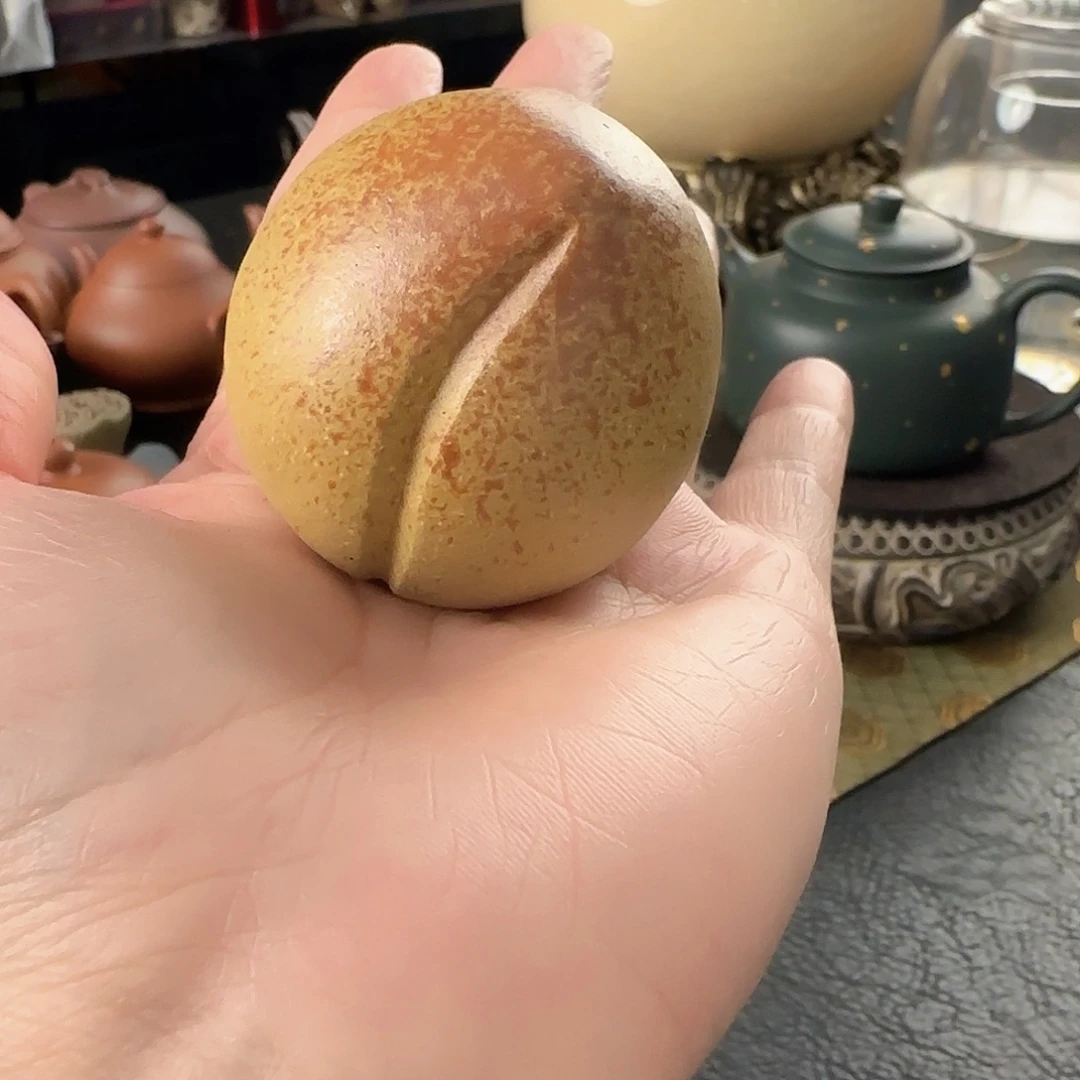 紫砂茶宠段泥寿桃茶宠