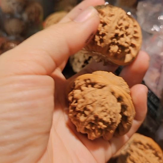 吊坠文玩核桃44.5闷白狮子