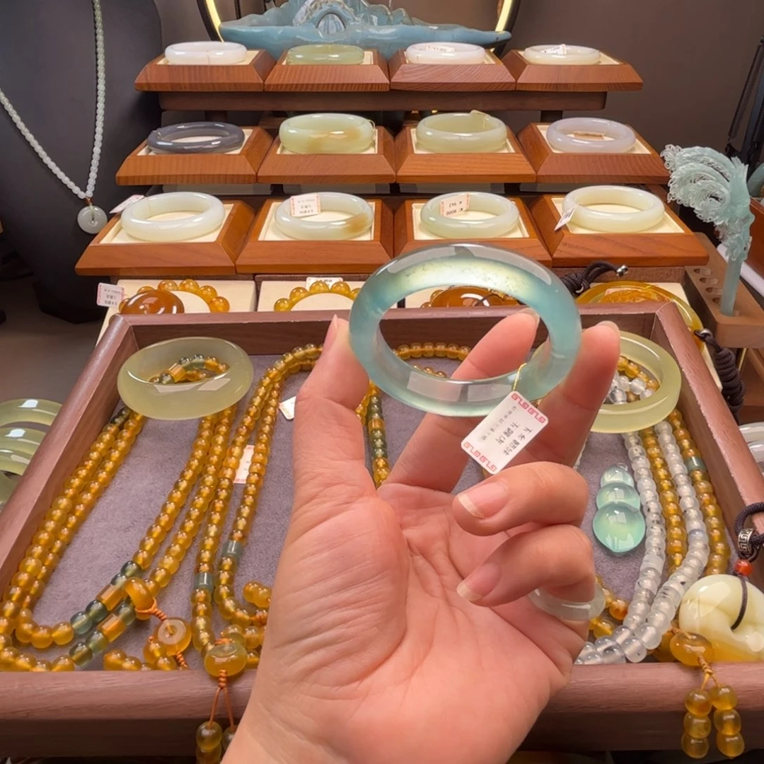 蛇纹石玉未镶嵌手镯51.5