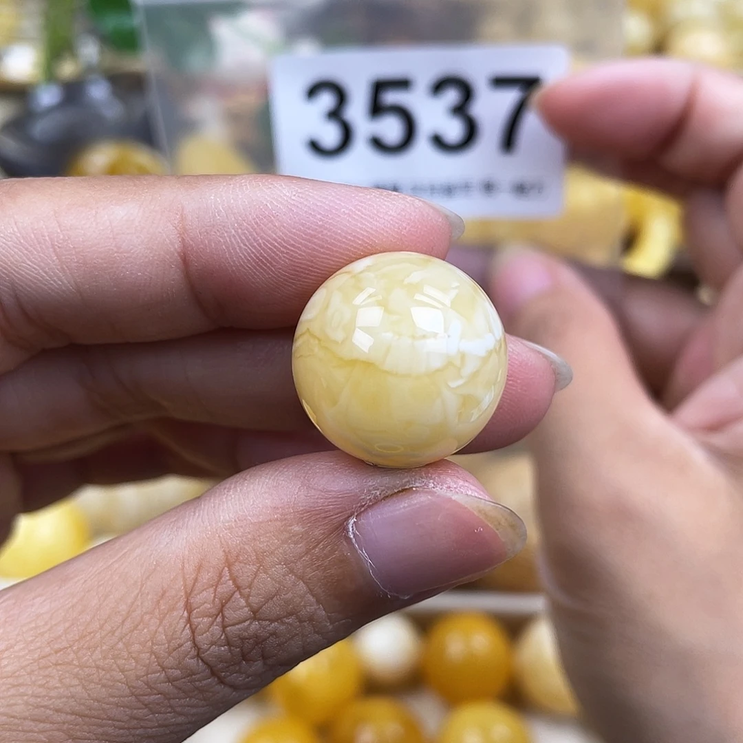 琥珀未镶嵌珠宝奇石18.5皮纹