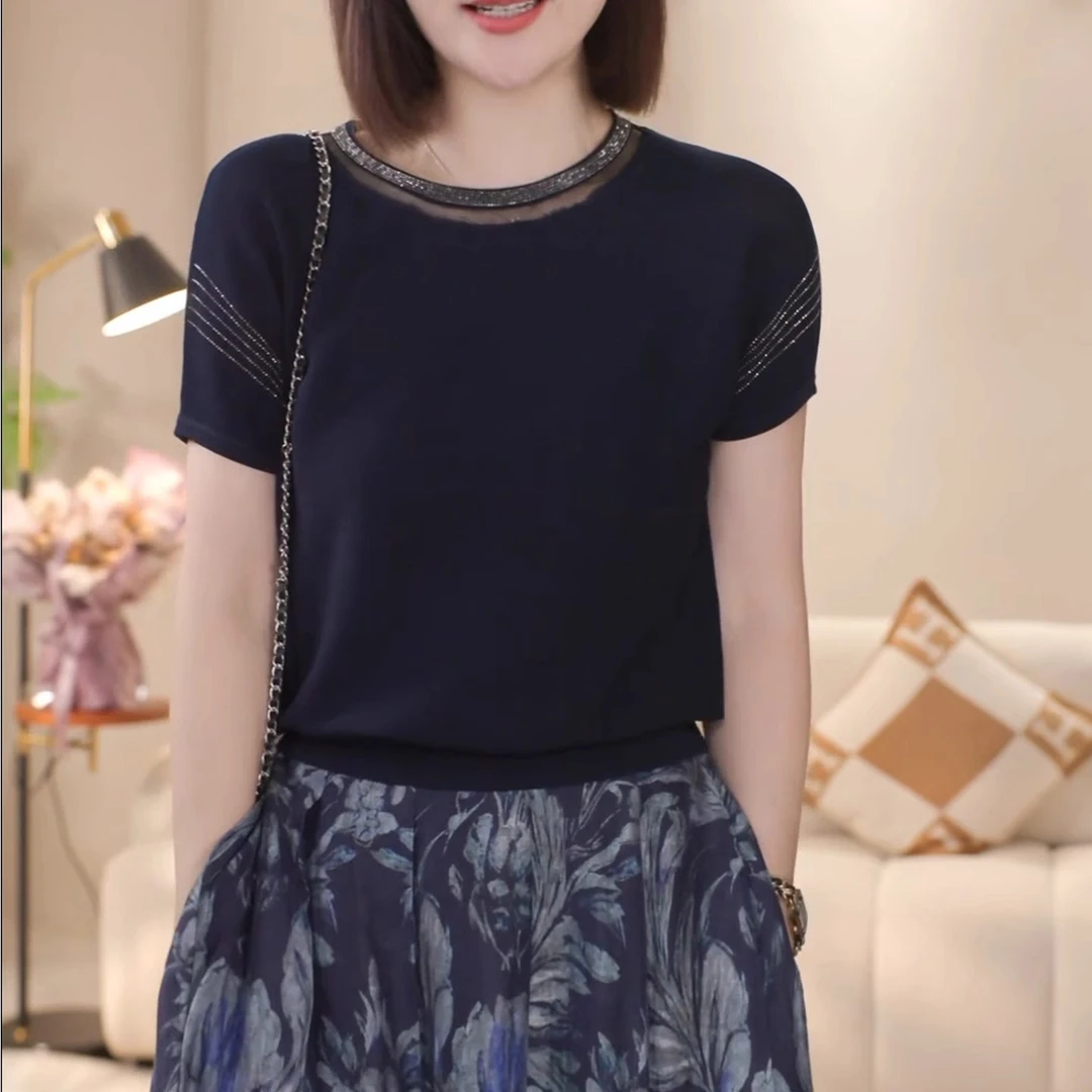 2025年夏藏青色烫钻针织短袖T恤女装胖MM轻熟风休闲百搭上衣