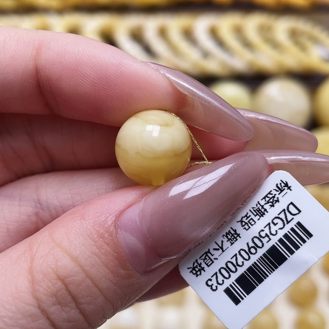 琥珀未镶嵌裸石12.6mm圆珠瑕