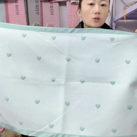 棉特价绿色爱心纯棉