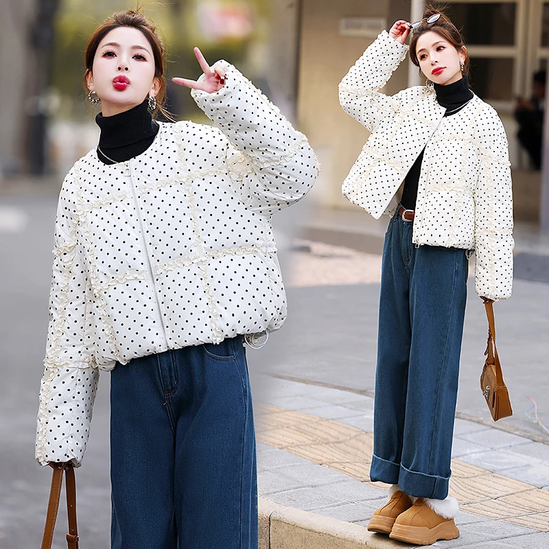 韩版短款圆领白鸭绒羽绒服女2024冬季新款小香风重工花边面包服潮