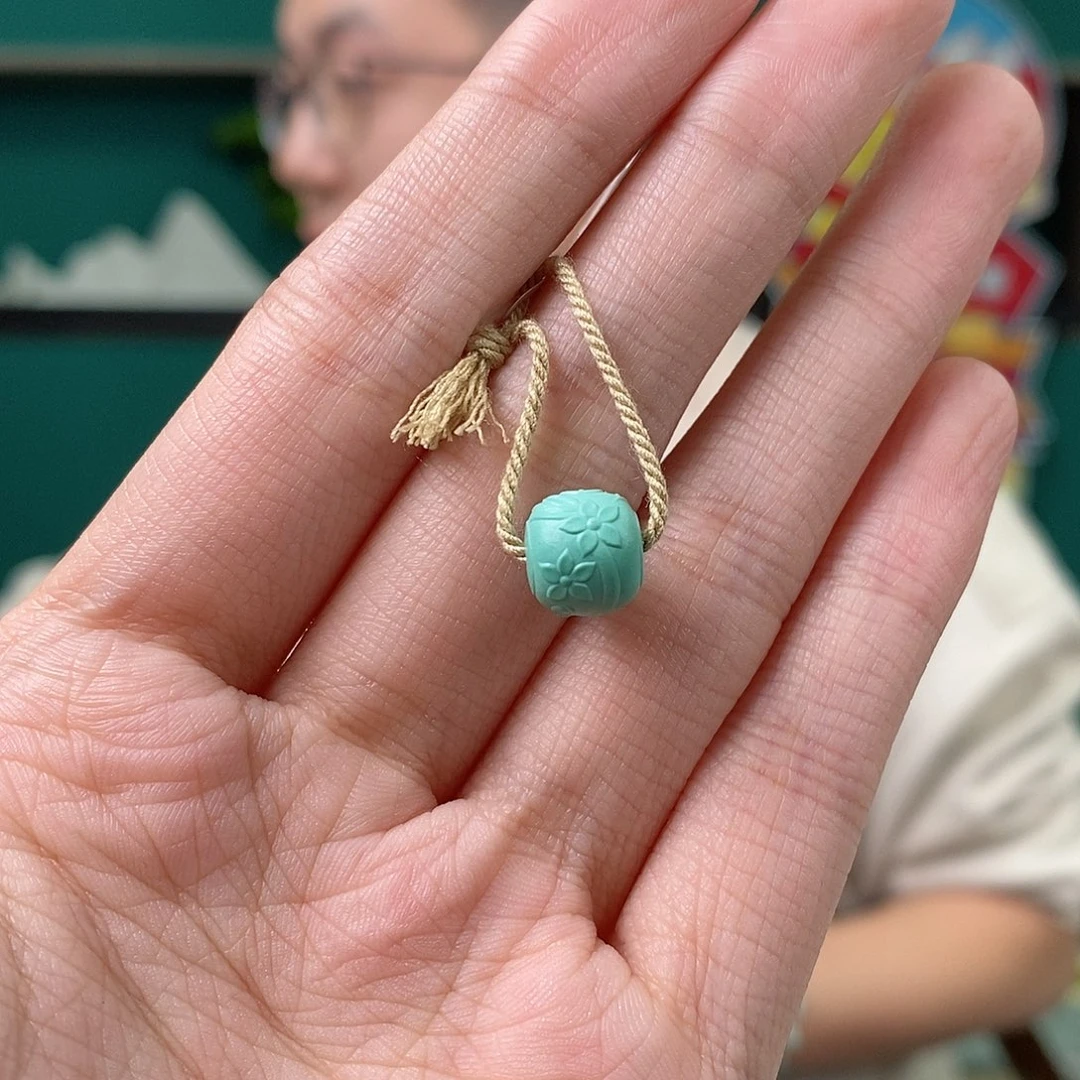 江***轩绿松石未镶嵌珠宝奇石