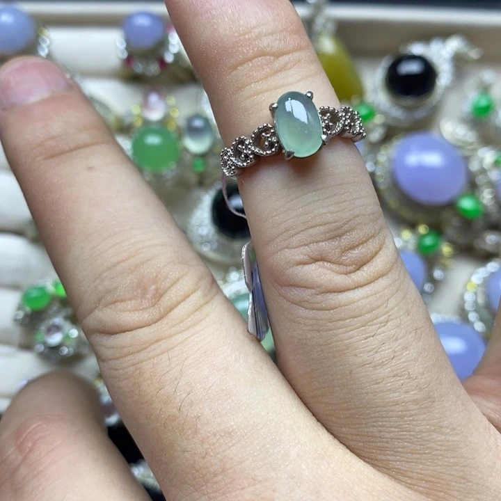 翡翠未镶嵌戒指戒指