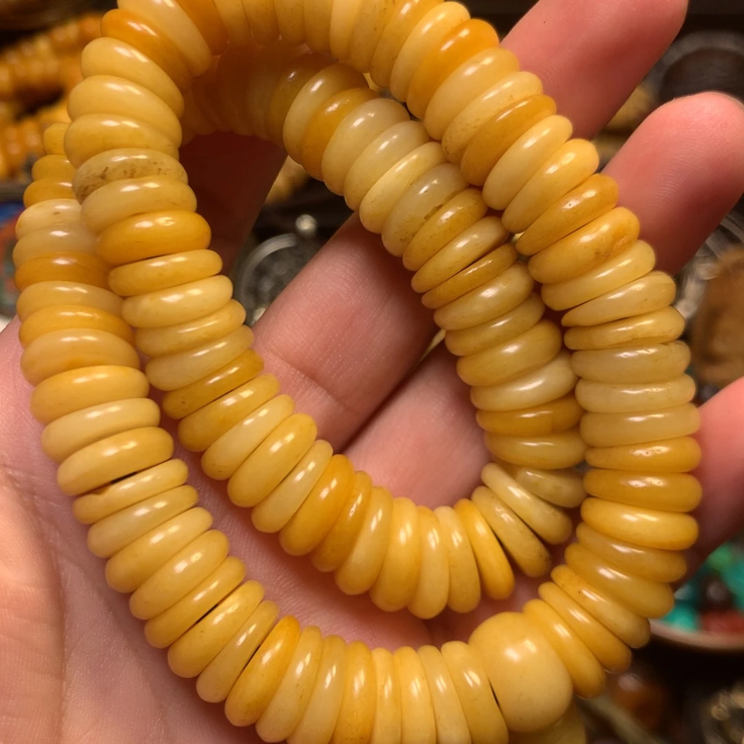 泥塑娘啦擦擦骰子