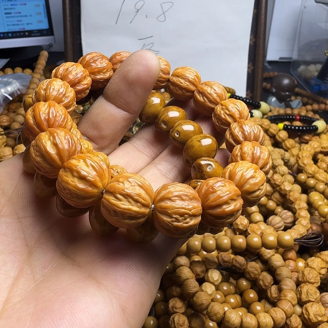 猴头核桃手串瑕疵手串