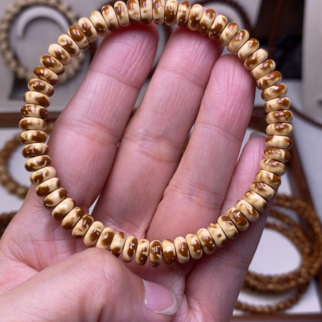 孟***✿手串紫金鼠精工鼠尖纯肉奶油小花鼠算盘