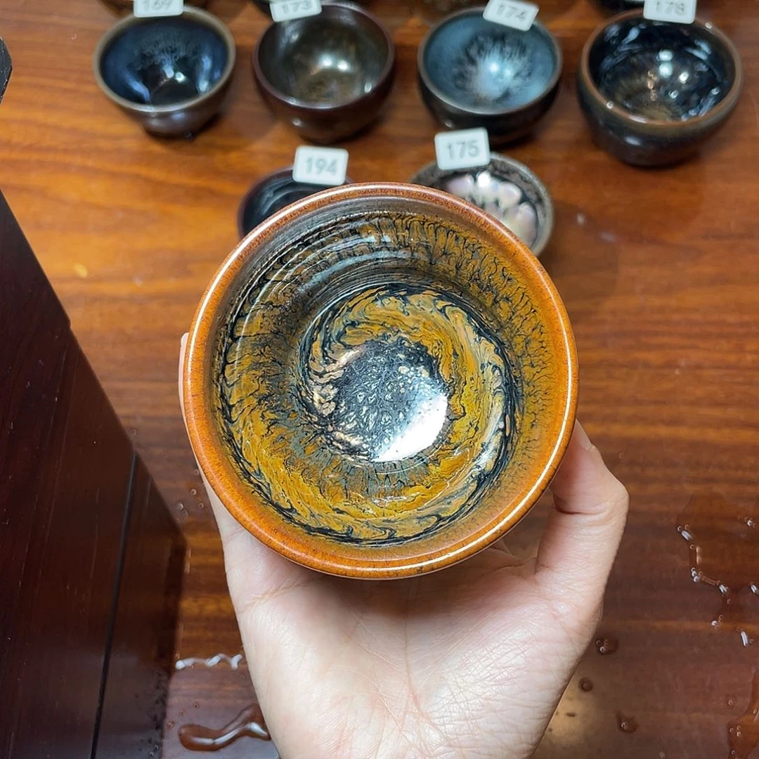 茶盏天**生24525453643463455