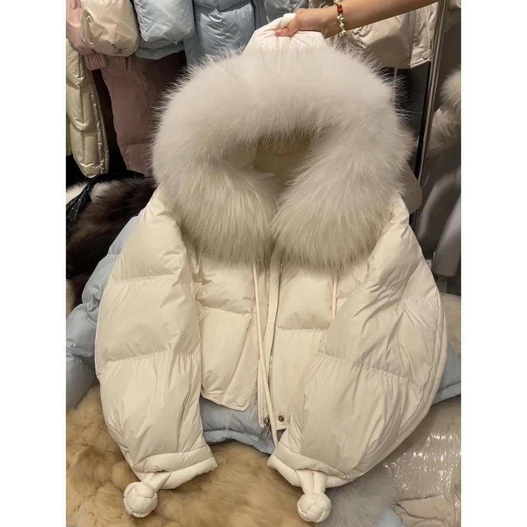 韩系设计感温柔保暖显瘦面包服女2025冬季新款高级感连帽宽松外套