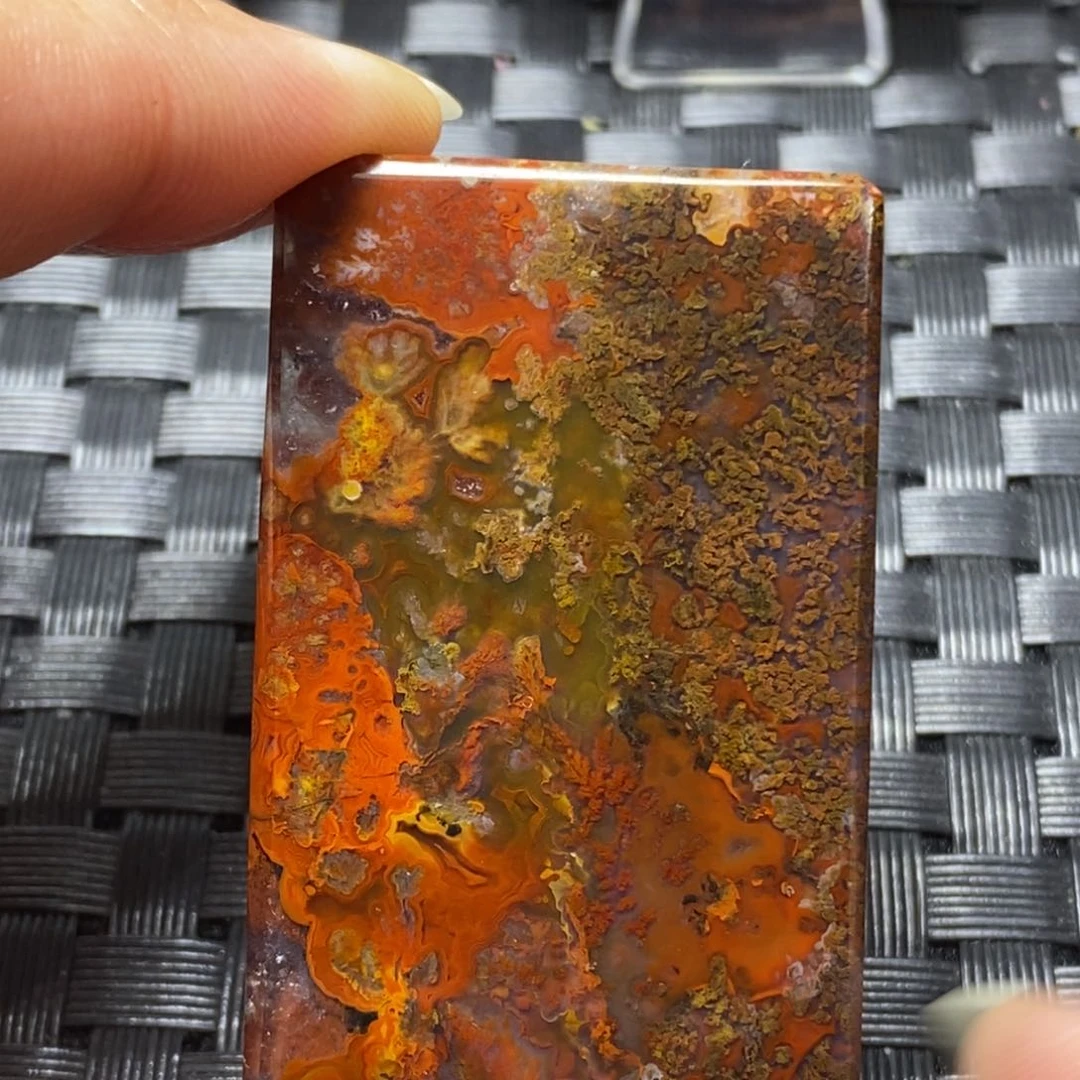 玛瑙/玉髓颈饰未镶嵌人*