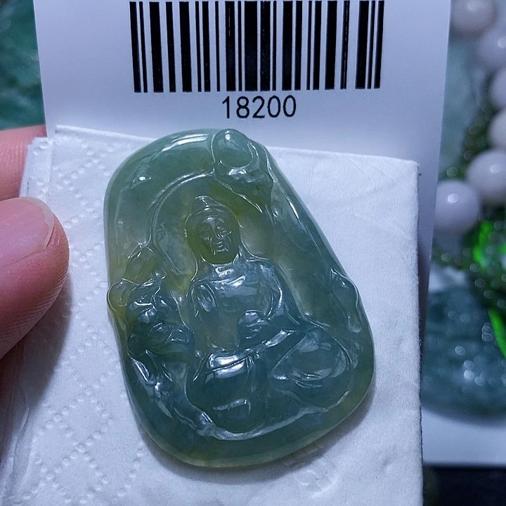 颈饰未镶嵌翡翠天光墟翡翠市场现金代购
