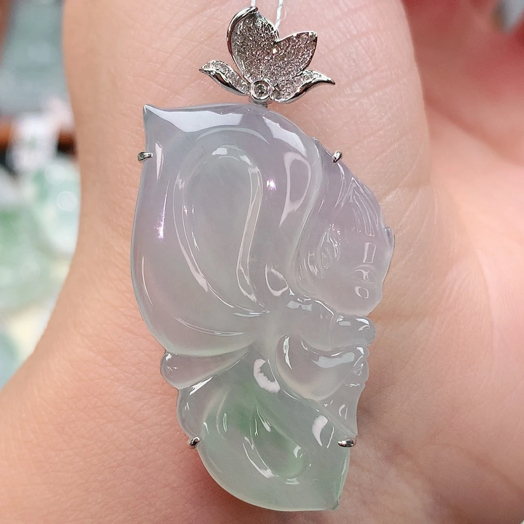 颈饰18K金镶嵌翡翠仙子