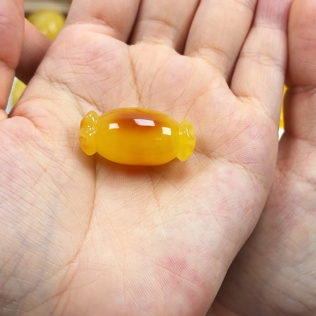 蜜蜡颈饰未镶嵌焦皮俏色妖花糖果