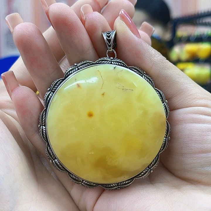 琥珀银S925镶嵌颈饰吊坠