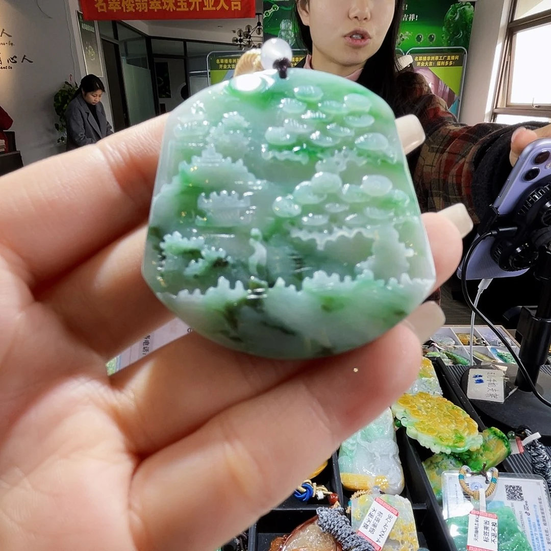 颈饰未镶嵌翡翠一