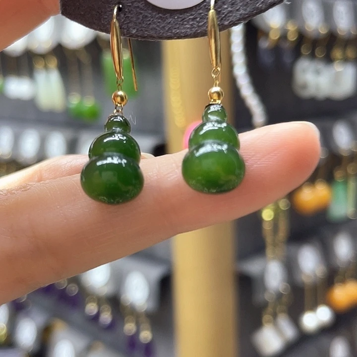 和田玉18K金镶嵌颈饰