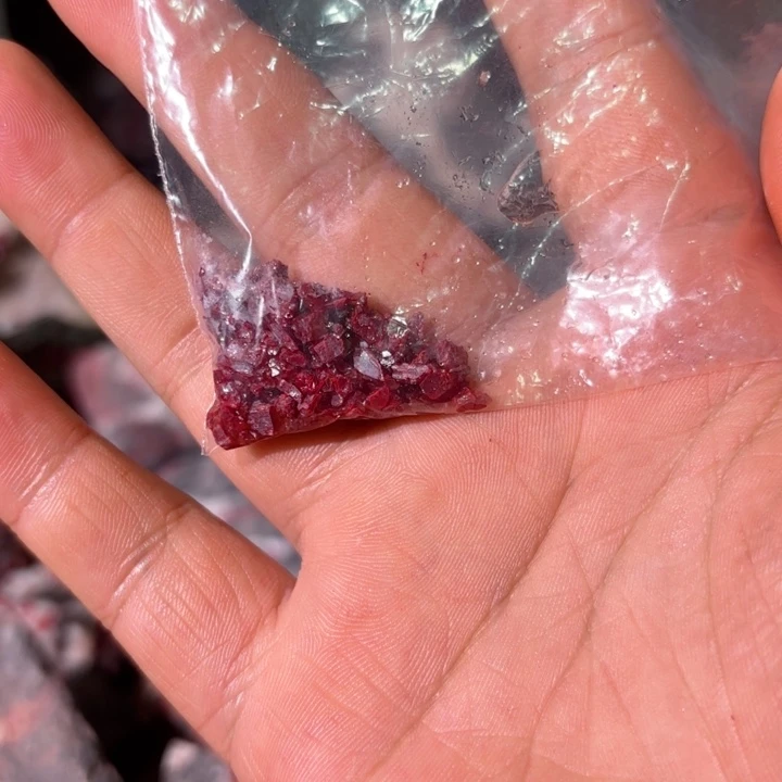 天然辰砂天然朱砂