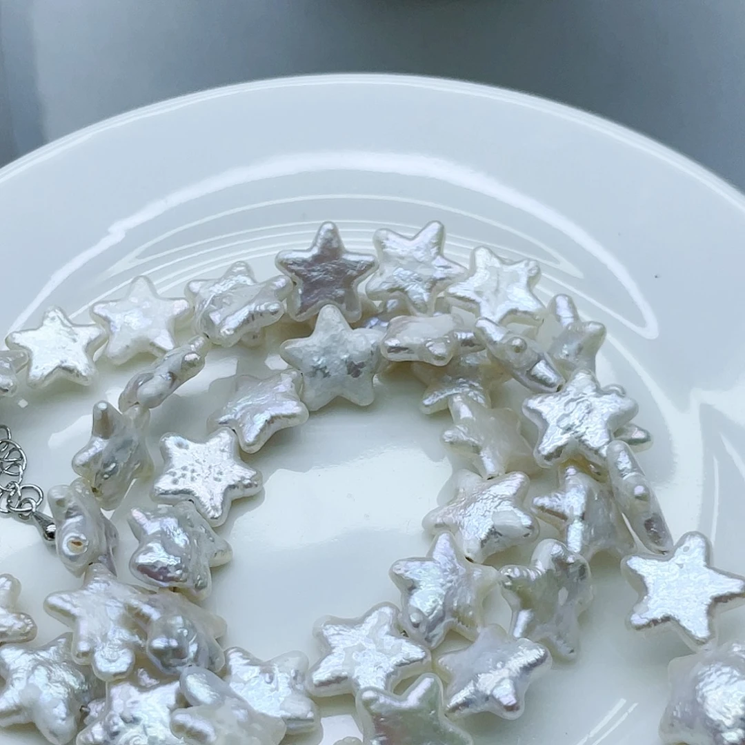 淡水珍珠颈饰钛钢