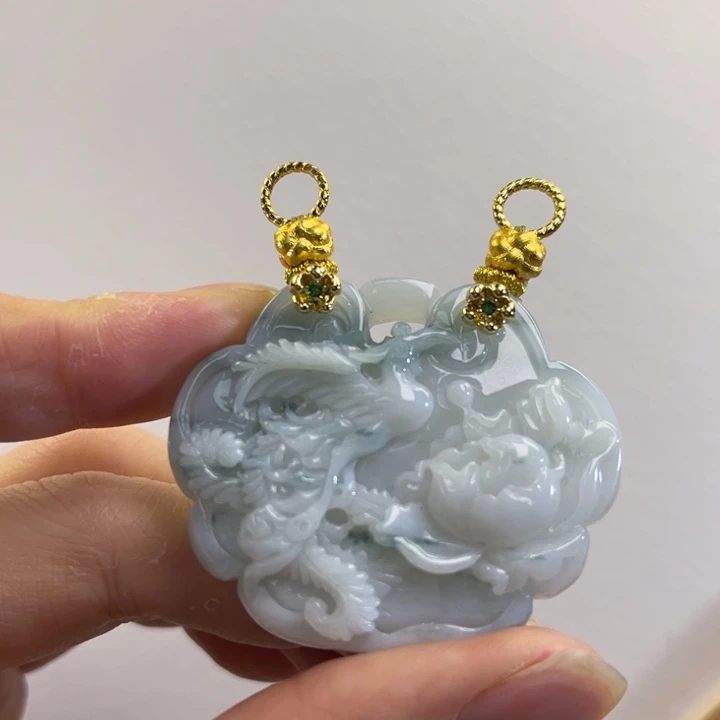 翡翠吊坠(赠链)未镶嵌代编织