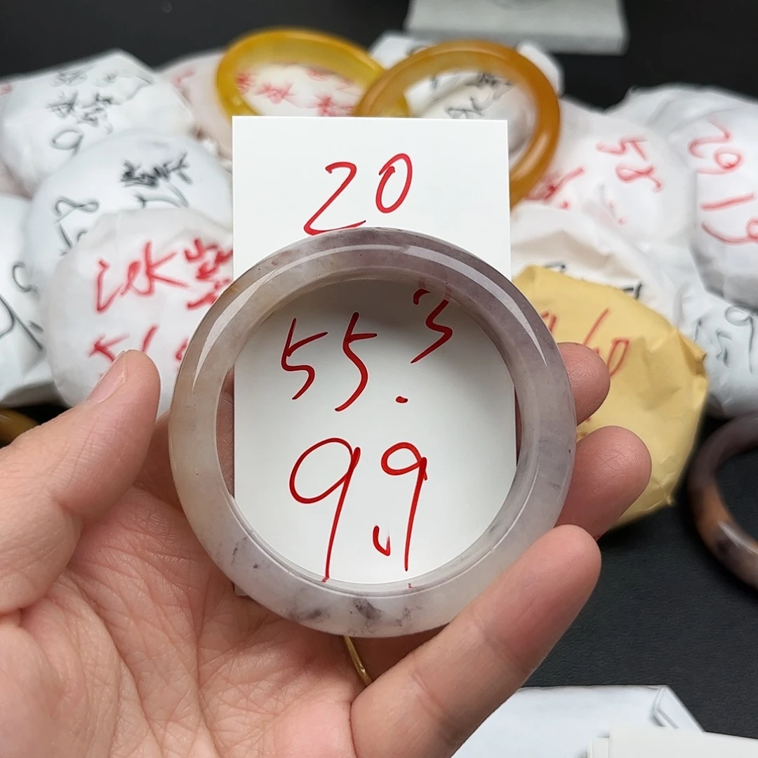 石英岩玉未镶嵌手镯20