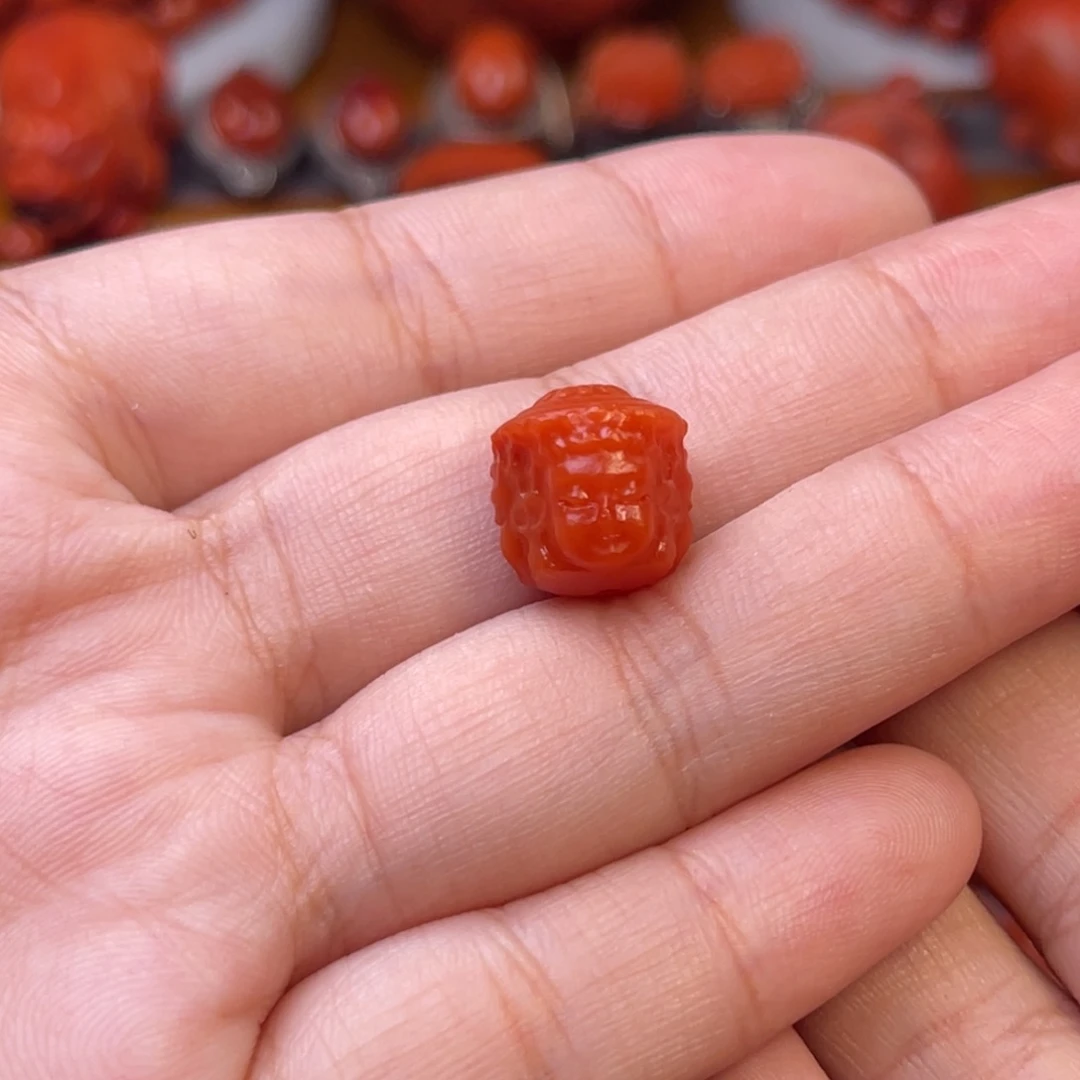 南红玛瑙天然保山精品三面佛12尺寸未镶嵌