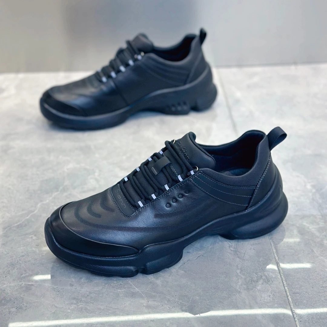 2025新款休闲鞋时尚百搭潮流真皮男士软底软面户外通勤健步鞋