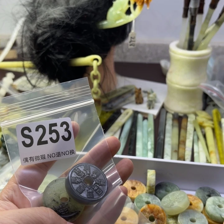 蛇纹石玉发饰合金冰*娃