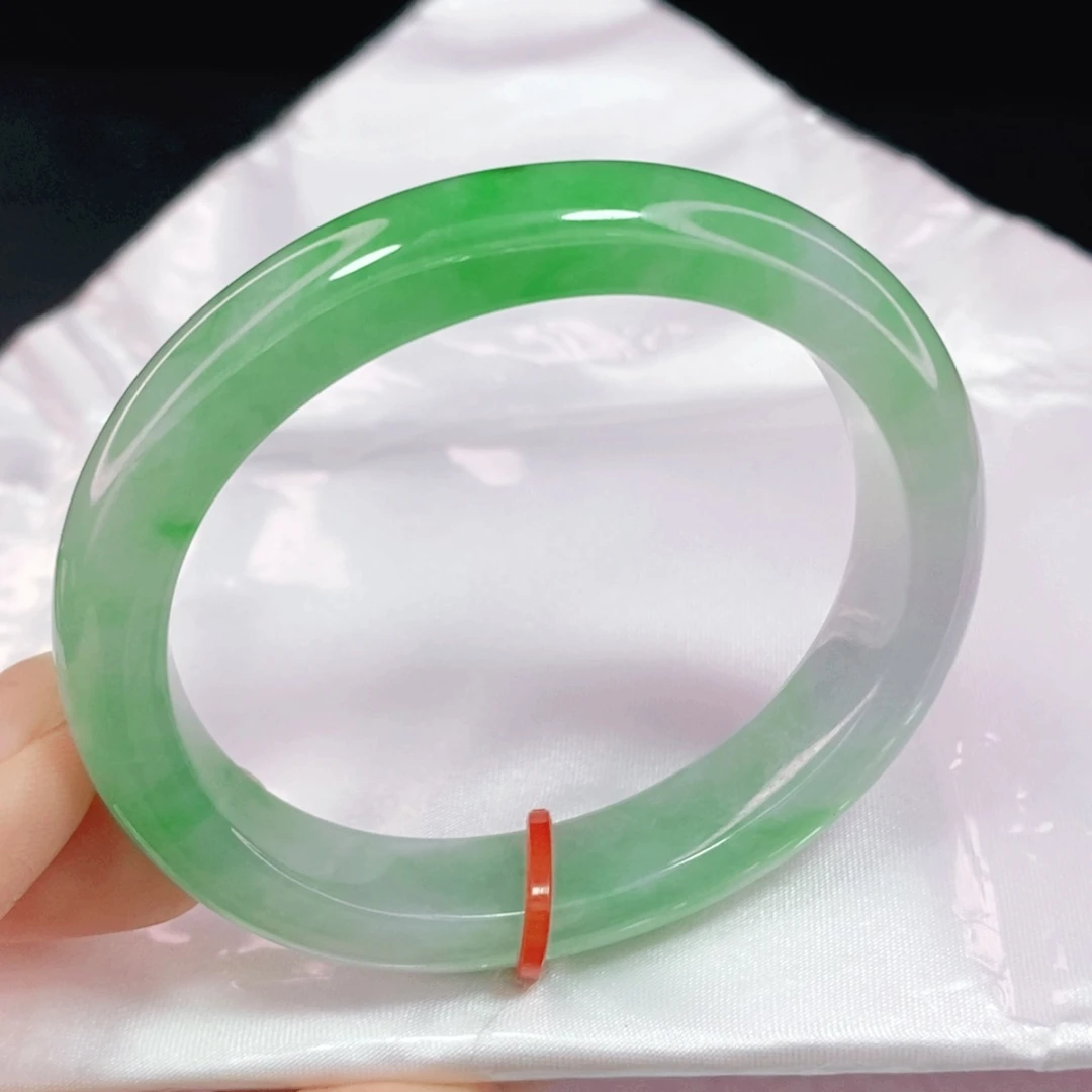 未镶嵌手镯翡翠51.8贵妃