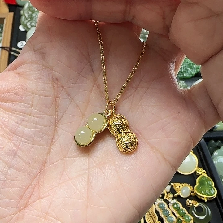 颈饰银S925镶嵌和田玉