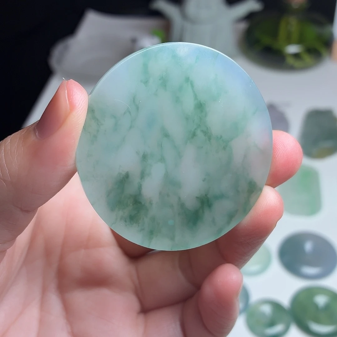 颈饰未镶嵌翡翠缅甸天然翡翠A货