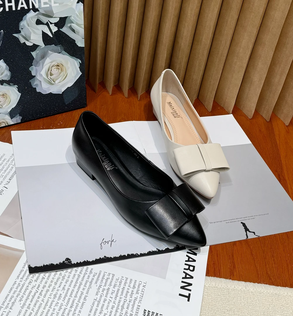 加宽加肥39-43大码女鞋5095牛皮软底低跟单鞋