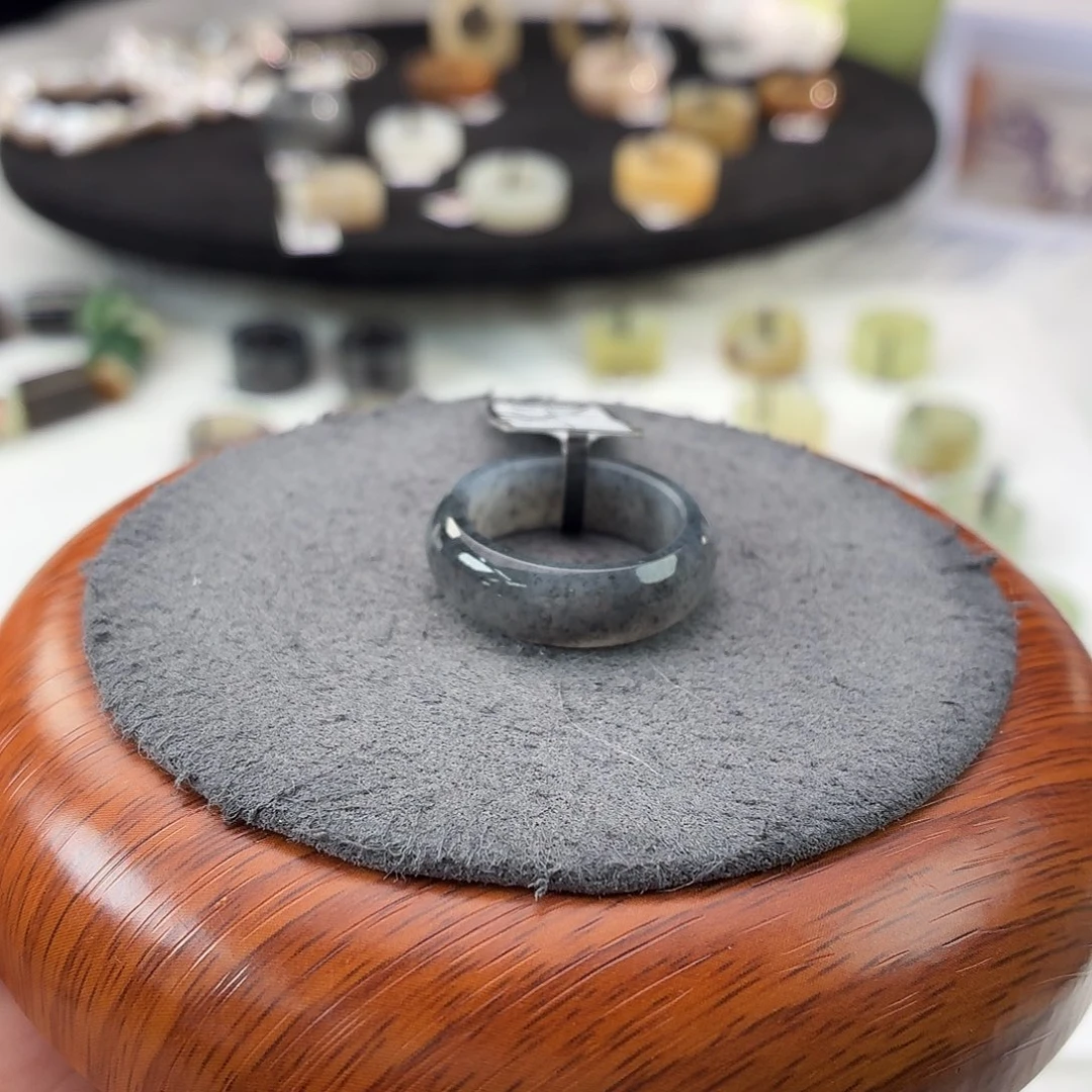 和田玉（糖玉）未镶嵌戒指b110青花轮胎17.8