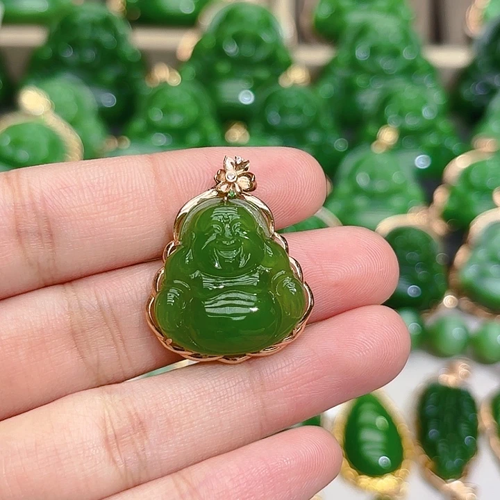 和田玉（碧玉）颈饰18K金镶嵌