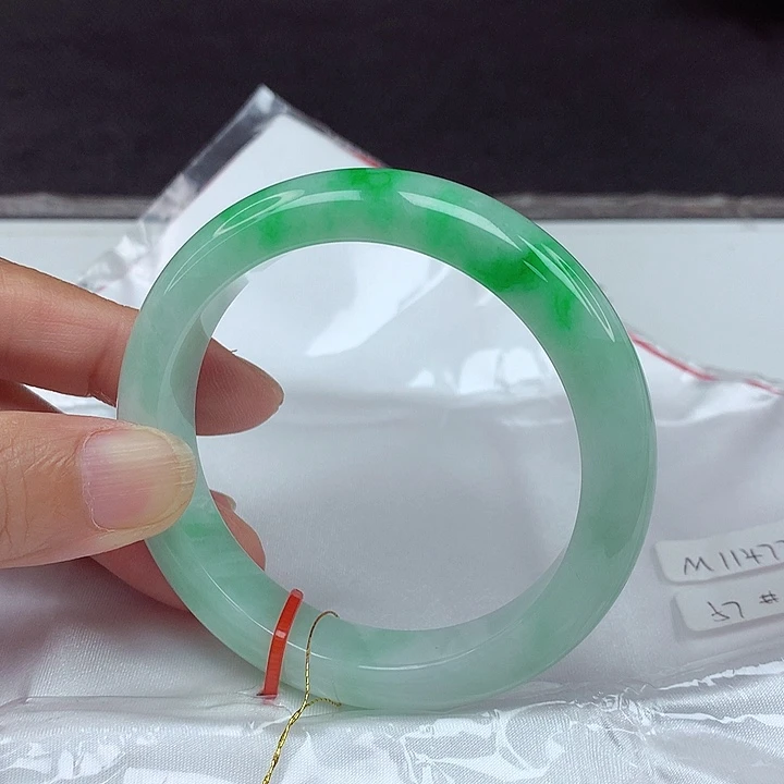 翡翠未镶嵌手镯57圈4771